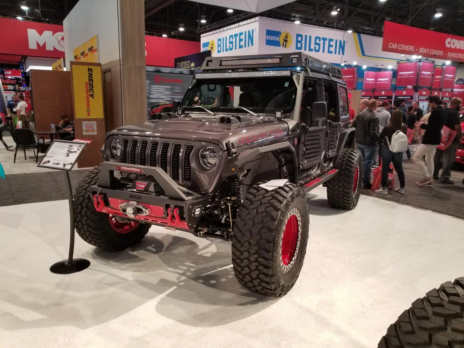 Jeep Wrangler JL SEMA photo thread. 20181031_141021