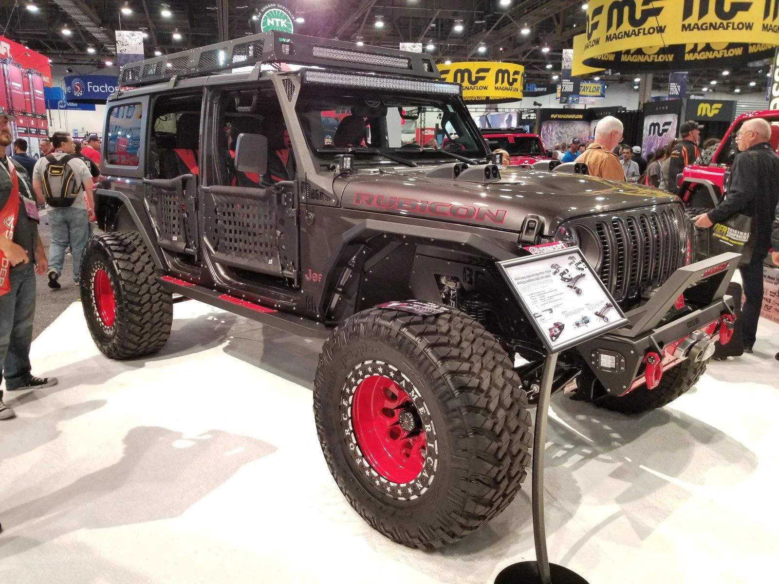 Jeep Wrangler JL SEMA photo thread. 20181031_141049