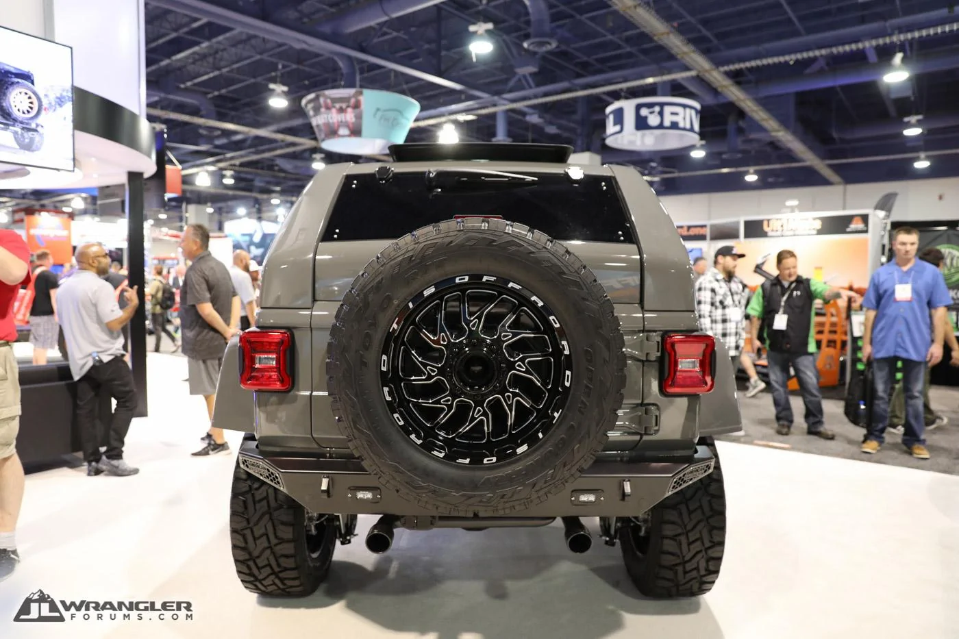 Jeep Wrangler JL American Fastbacks JL Wrangler Builds and Parts [SEMA 2018 - JLWF Coverage] American-Fastbacks-Edelbrock-JL-Jeep-Wrangler-SEMA-2018-A33A9945