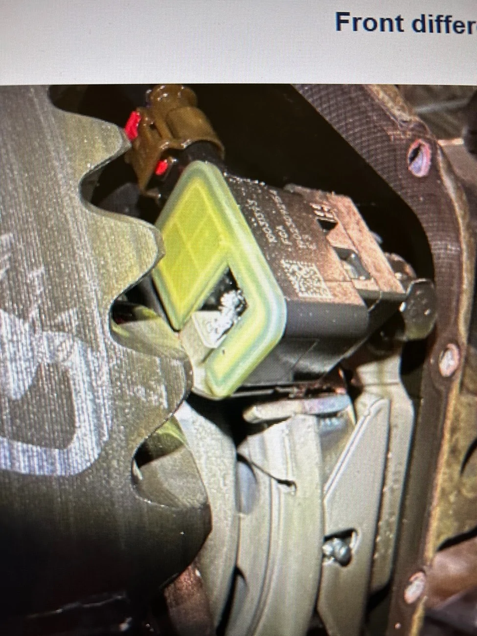 Jeep Wrangler JL Chunks in front diff fluid - how bad is it? IMG_4358