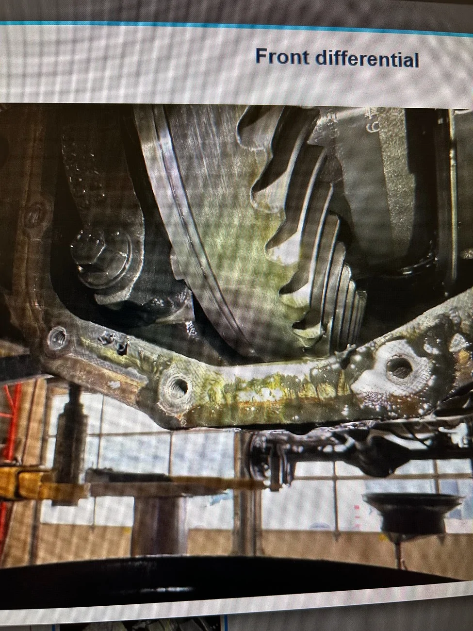 Jeep Wrangler JL Chunks in front diff fluid - how bad is it? IMG_4359