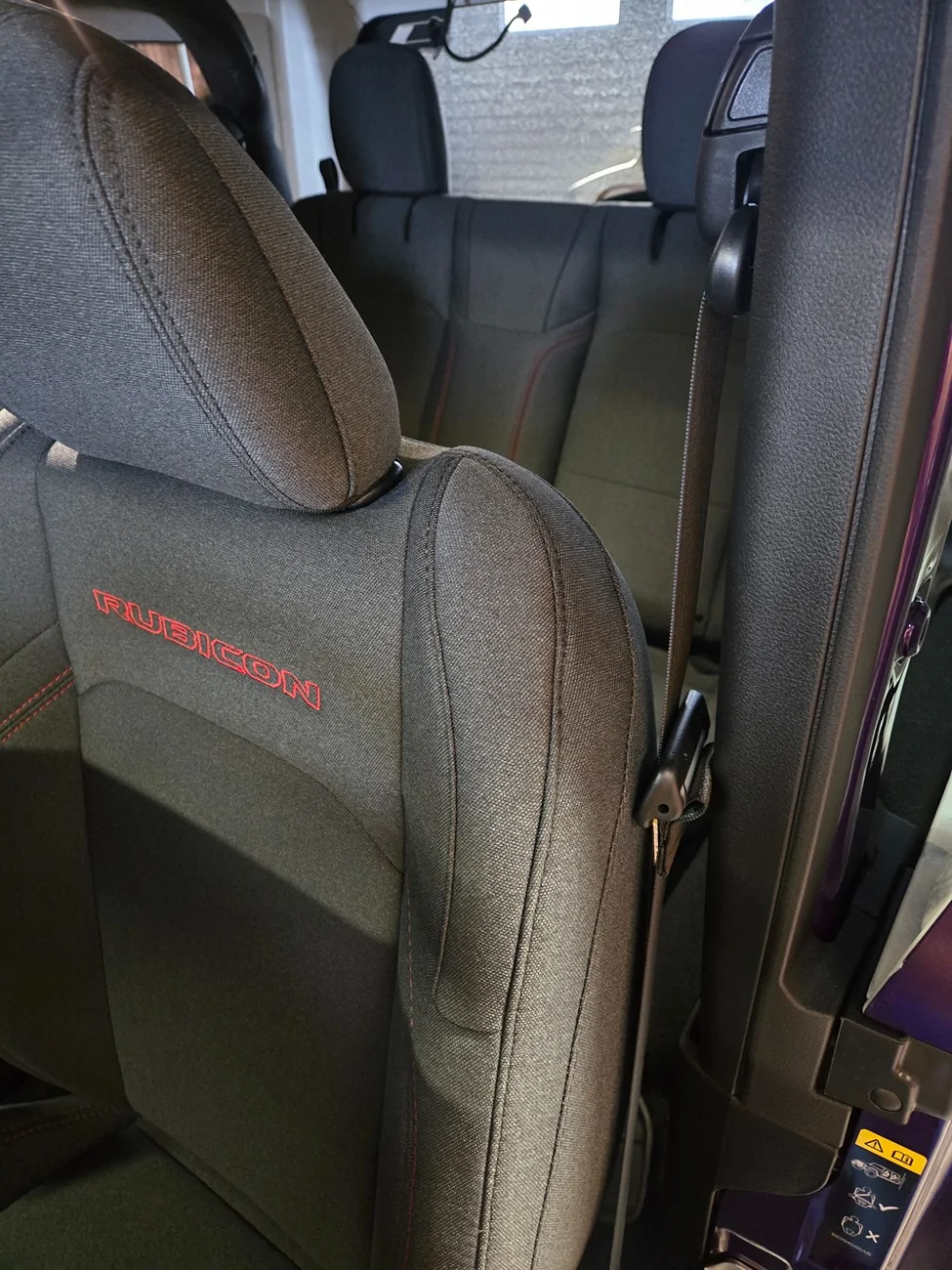 Jeep Wrangler JL No more flip forward driver's seat 1000010886