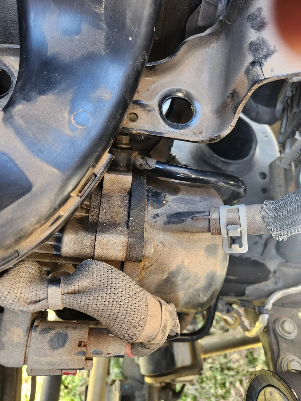 Jeep Wrangler JL Leaky Electronic Steering Pump - anyone else have this and fix it? 20260208_131708