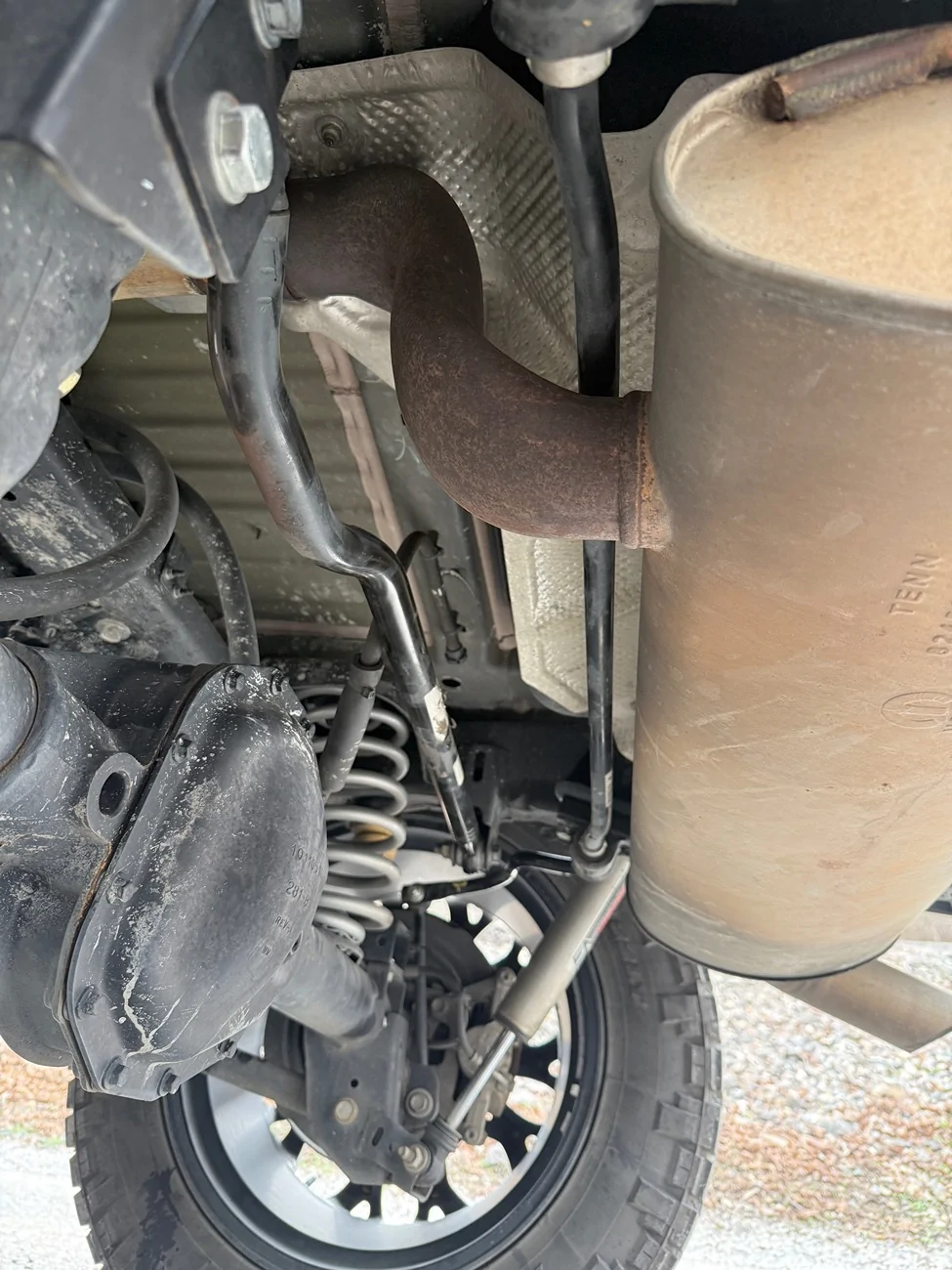 Jeep Wrangler JL Need Help with sway bar rubbing muffler IMG_3503