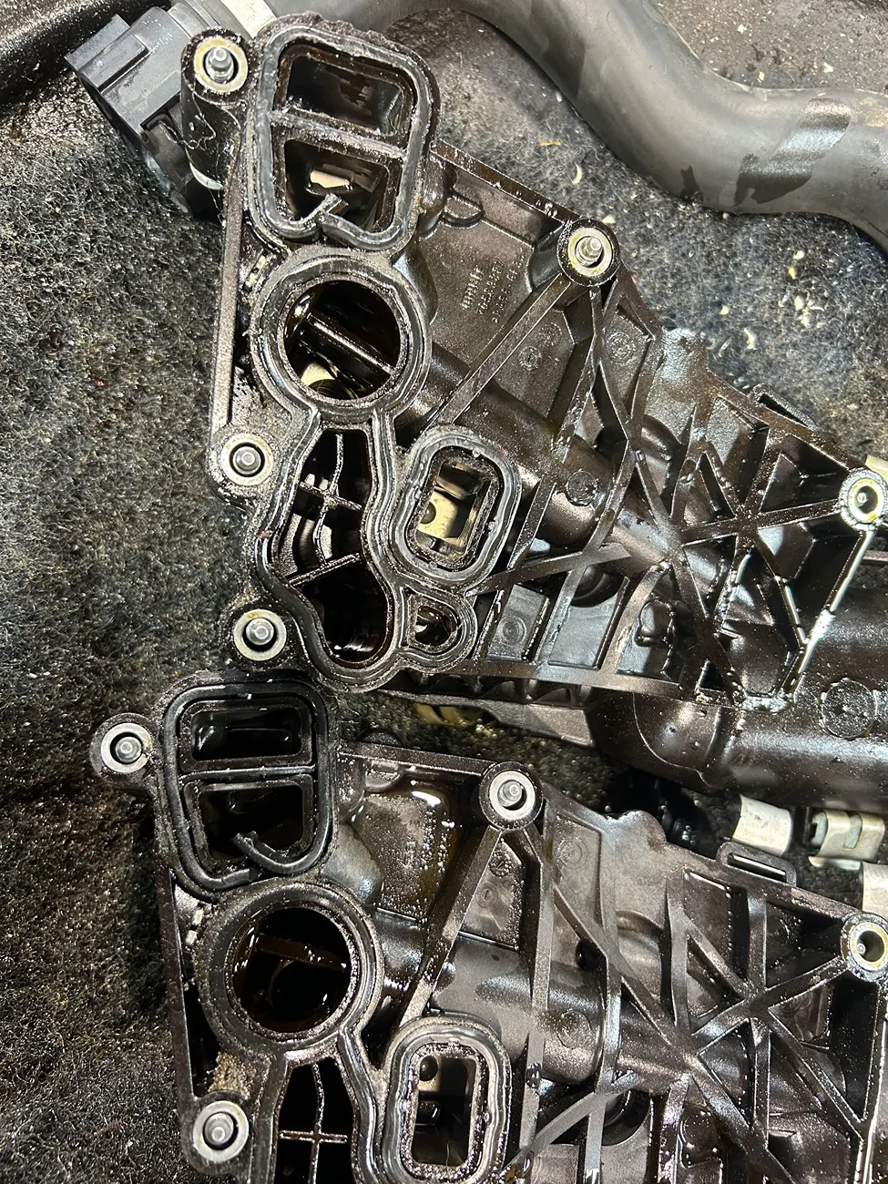 Jeep Wrangler JL Leaking Engine Oil from Transmission IMG_7537