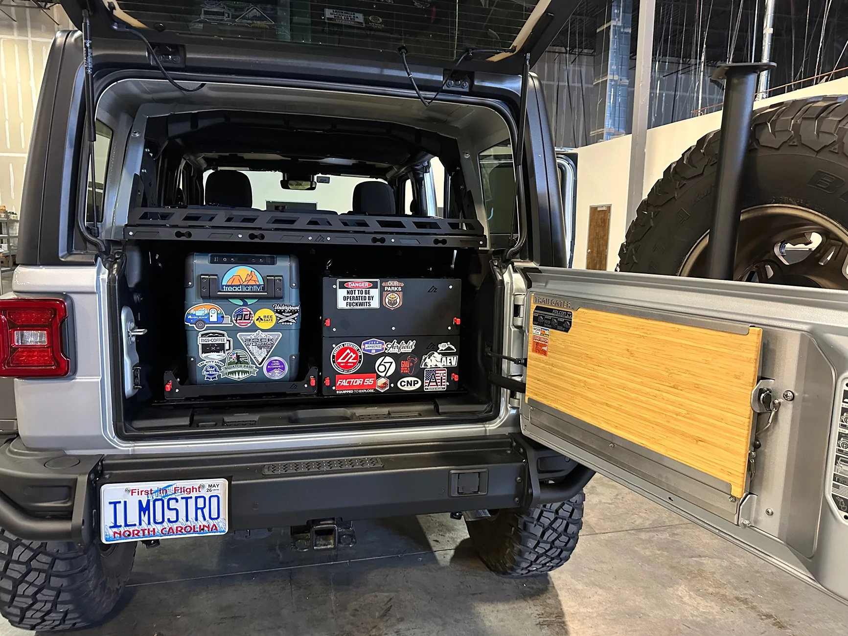 Jeep Wrangler JL Show us your Jeep's rear storage setups IMG_4871