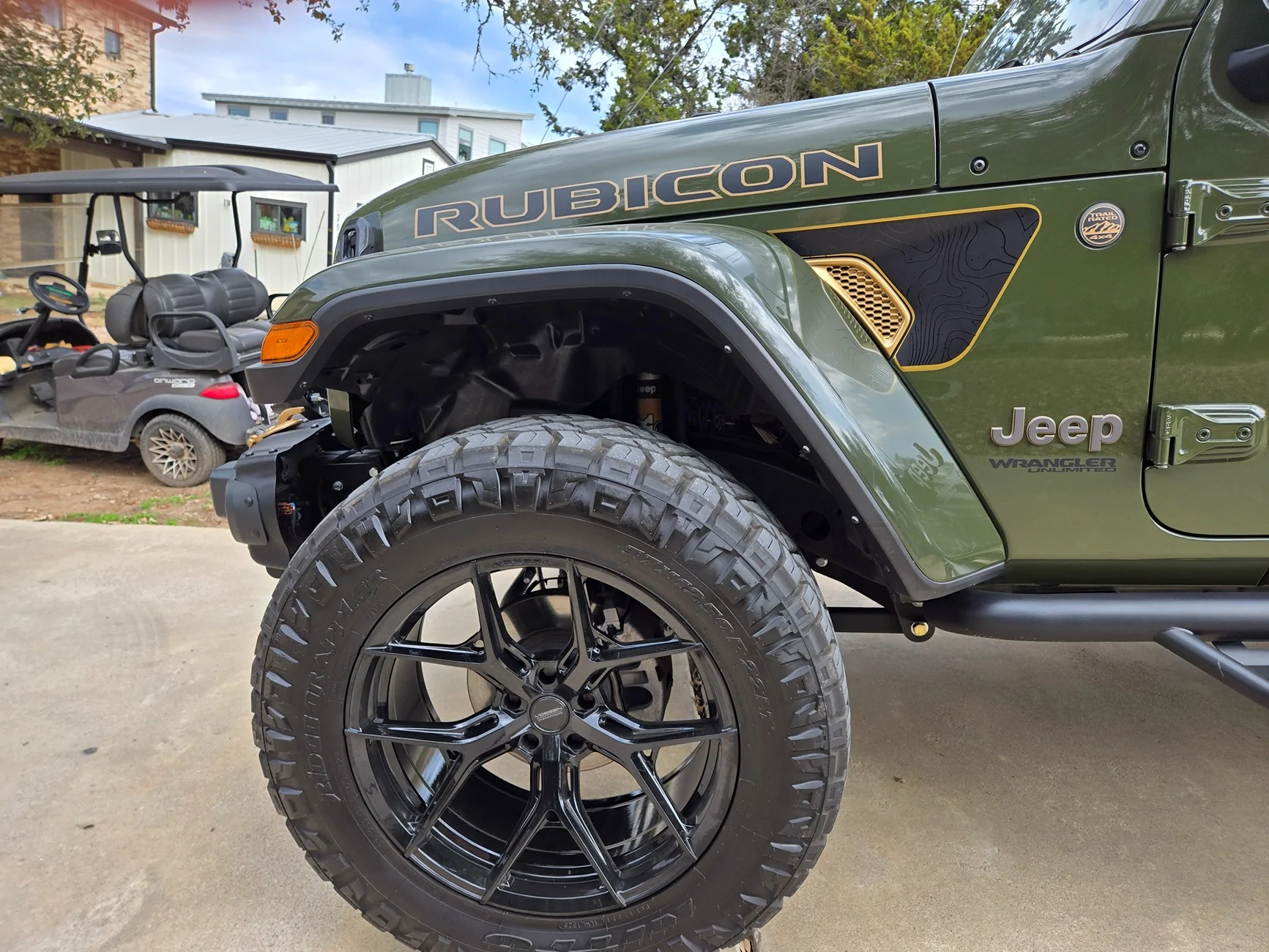 Jeep Wrangler JL Bronze accents added on 392 20260221_122718