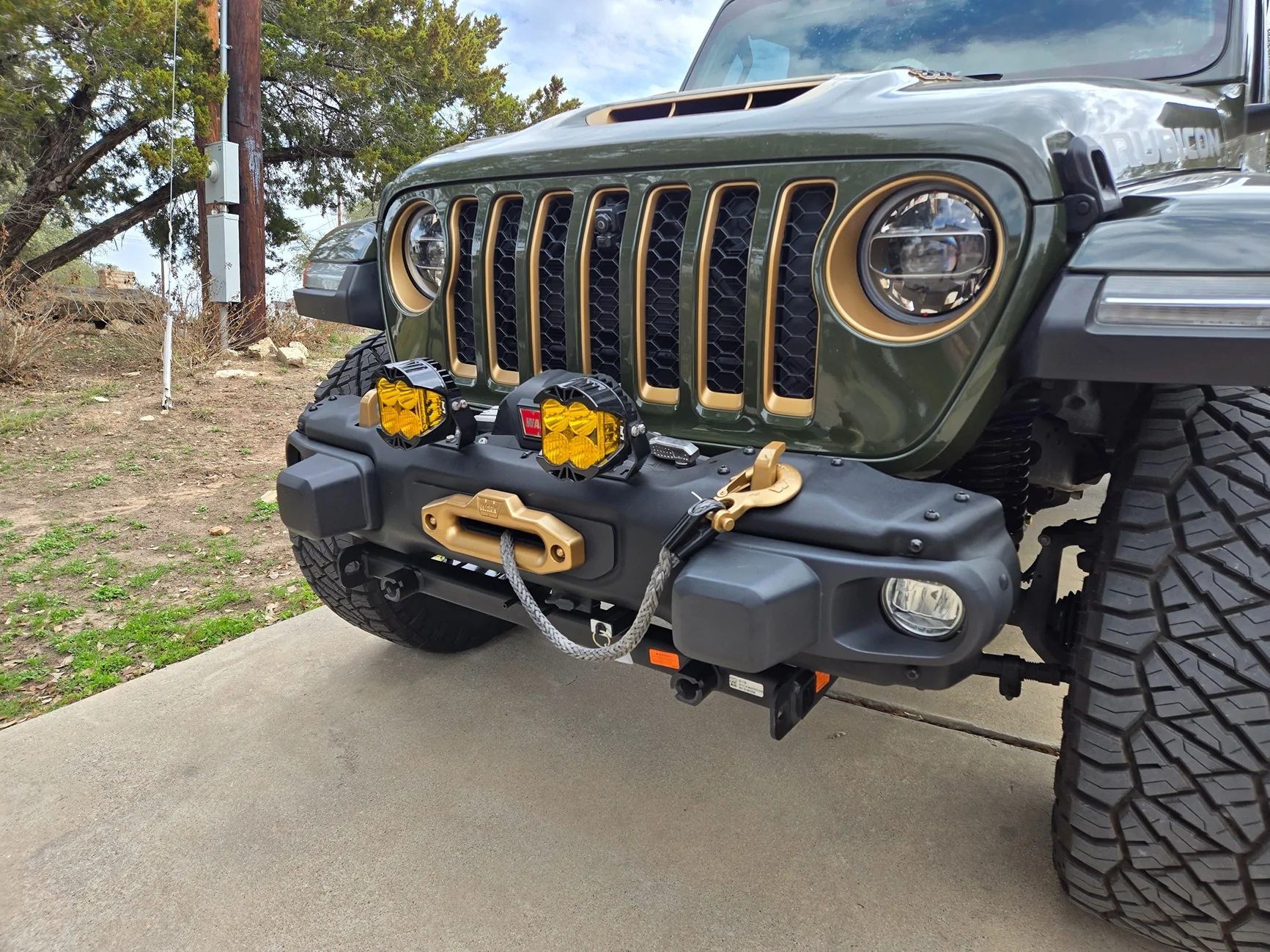 Jeep Wrangler JL Bronze accents added on 392 20260221_122708