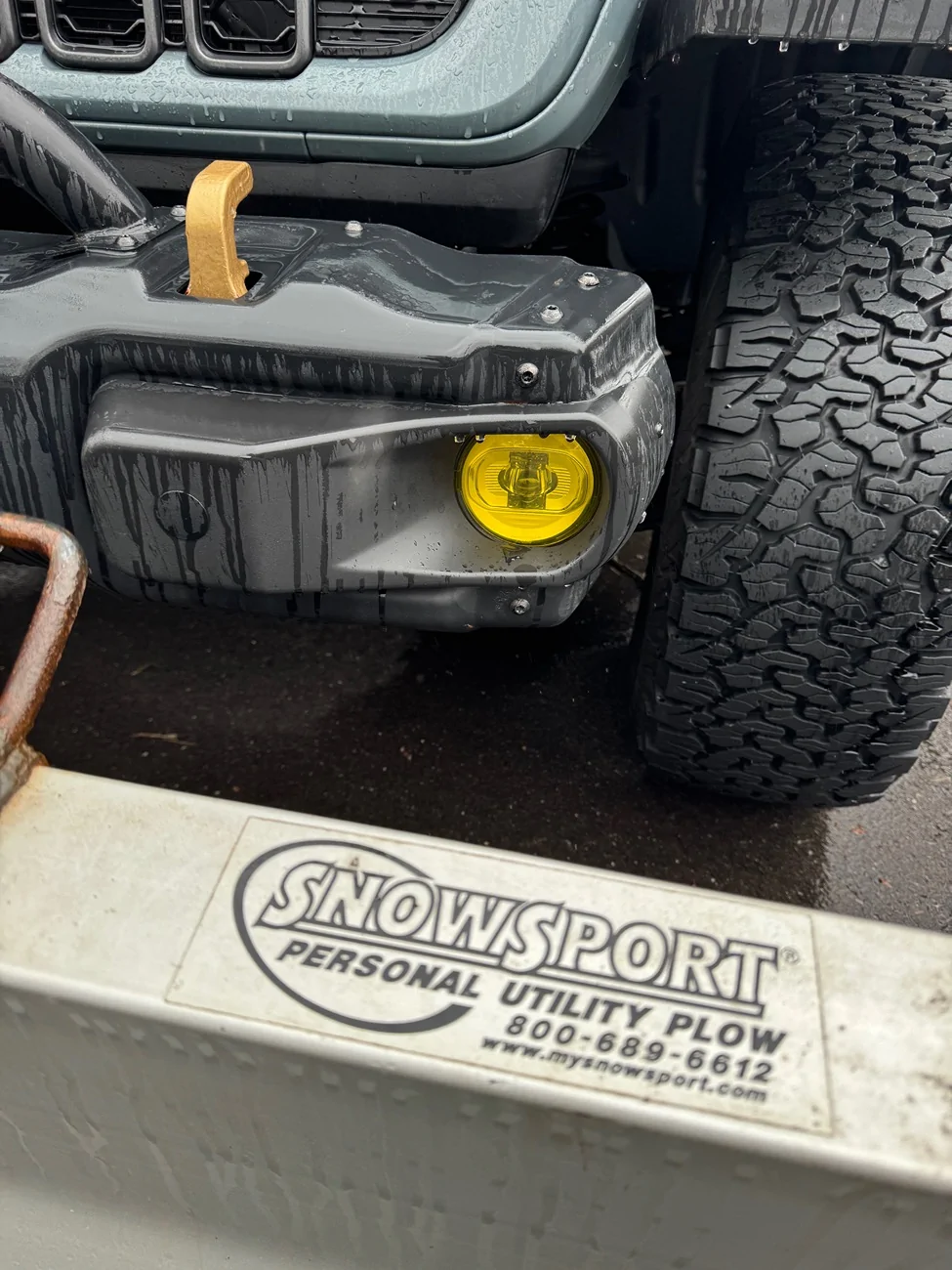 Jeep Wrangler JL OEM fog lights IMG_1231