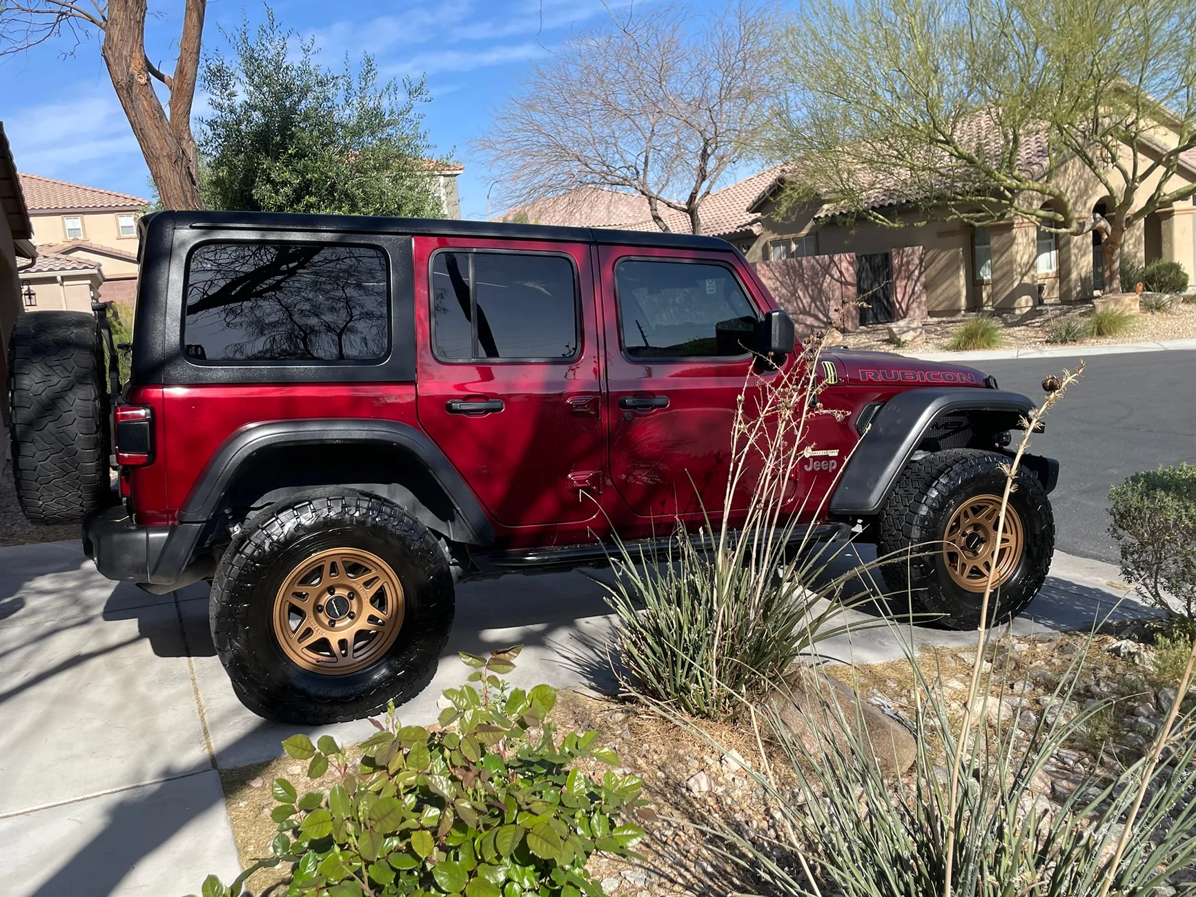 Jeep Wrangler JL Need help choosing bronze wheel IMG_1534