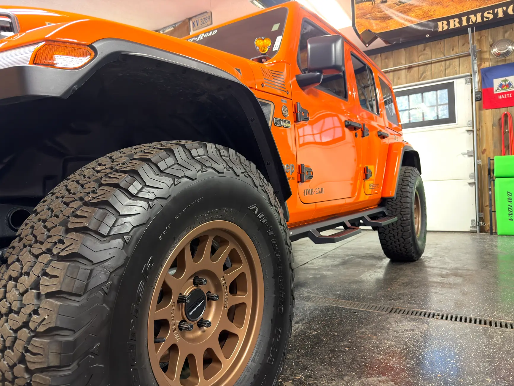Jeep Wrangler JL Bronze accents added on 392 IMG_3929