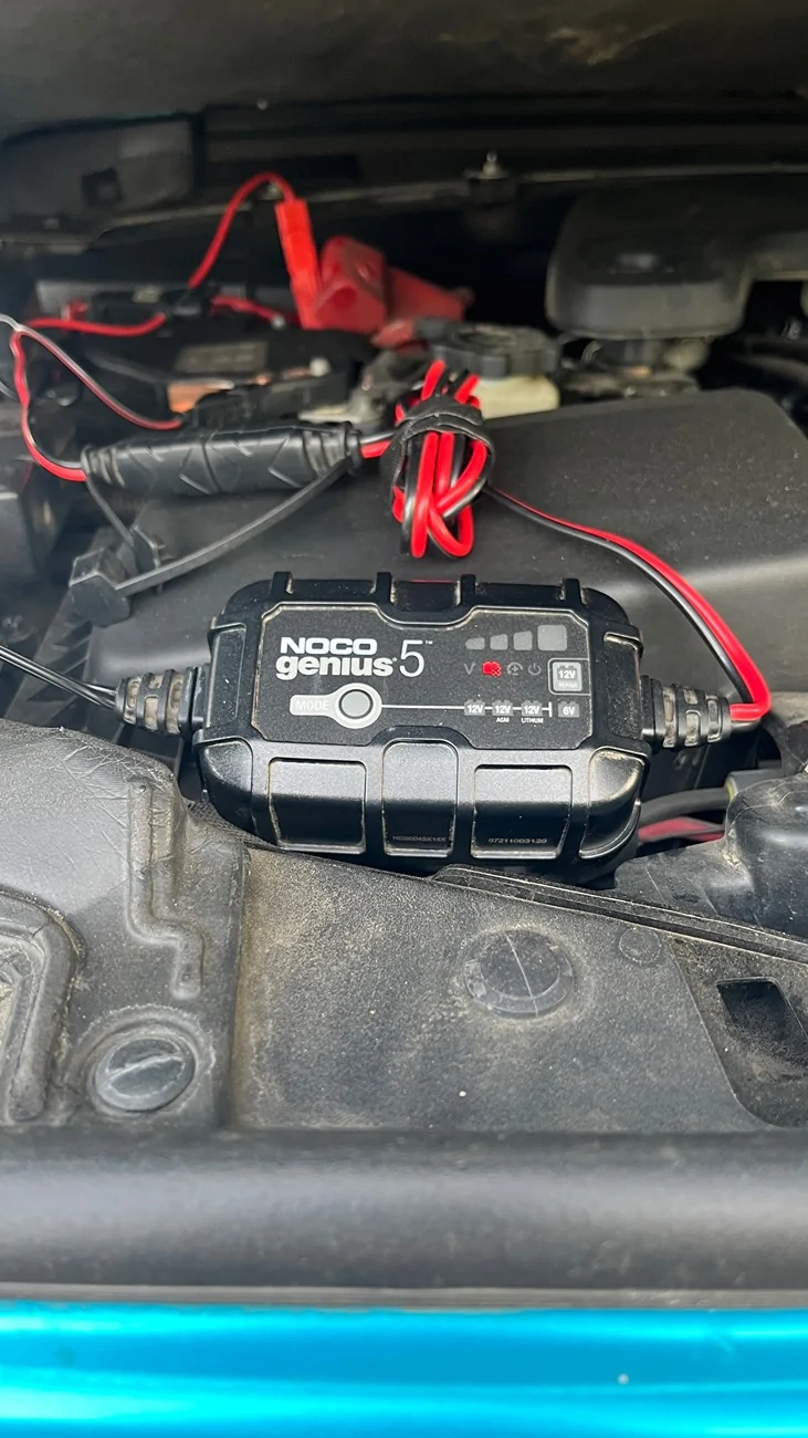 Jeep Wrangler JL Trickle Charger? 1052973-70123504d6a000c1183312e8a0f618f