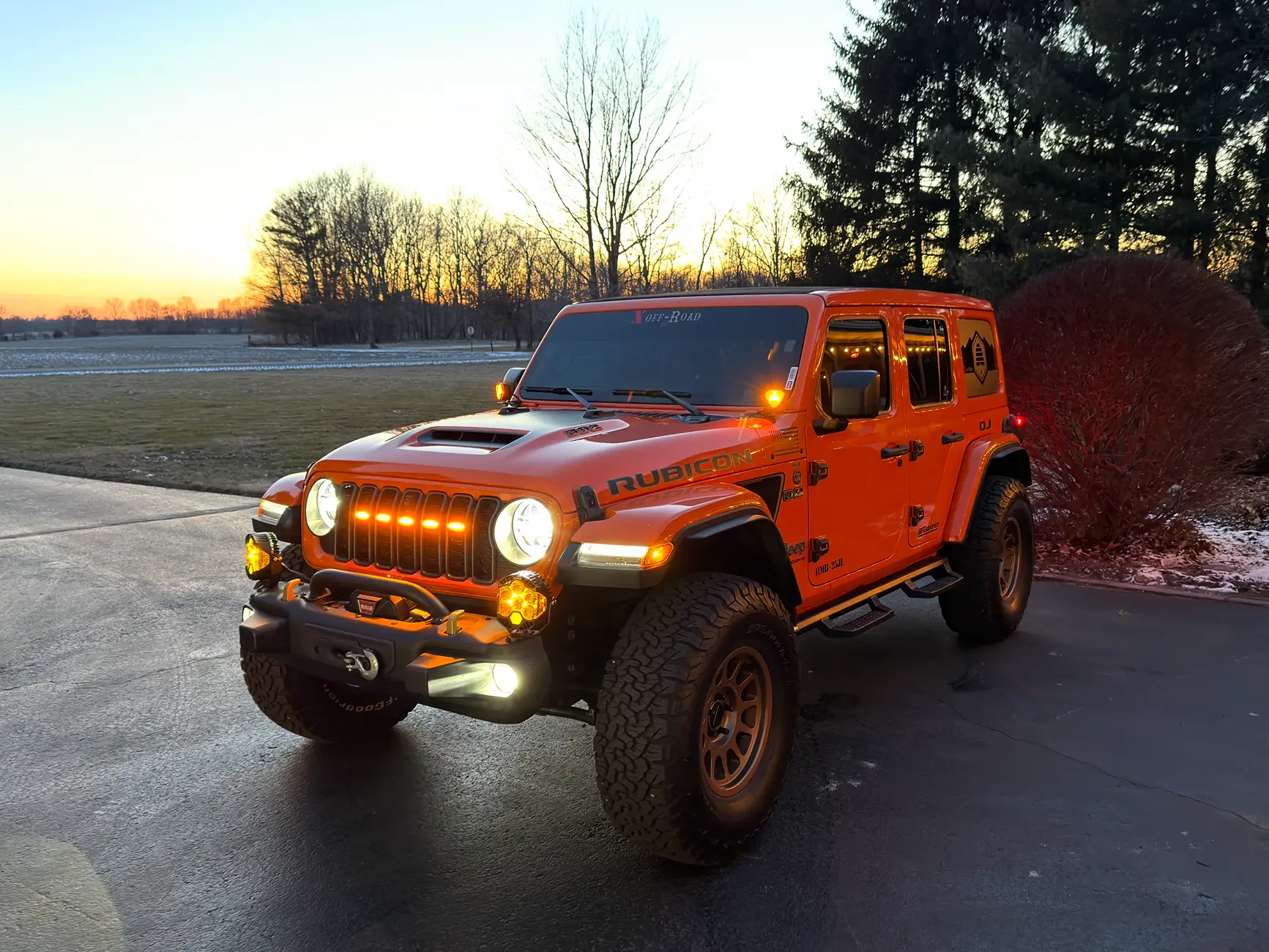 Jeep Wrangler JL Bronze accents added on 392 IMG_3934