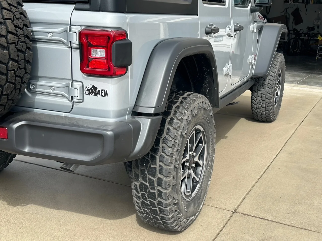 Jeep Wrangler JL Pizza Cutter Size List & Appreciation Thread IMG_6002