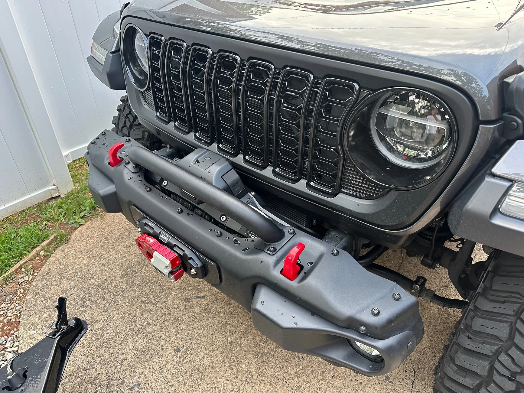 Jeep Wrangler JL Yotto Overland 2024 Redesigned Front Grill IMG_1593