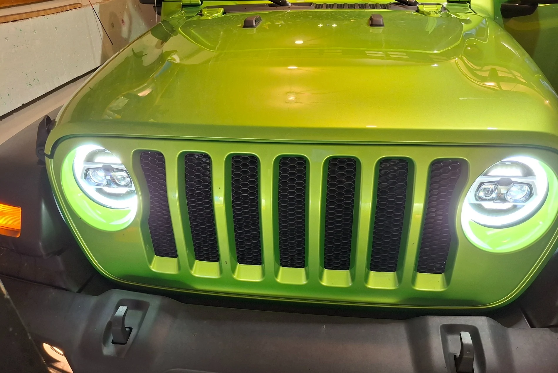 Jeep Wrangler JL True mod head light 20260307_180910