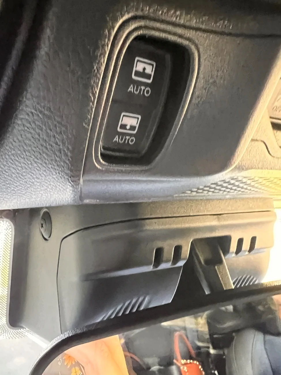 Jeep Wrangler JL Sky one touch install IMG_0452