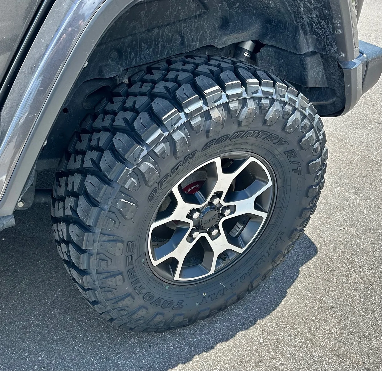 Jeep Wrangler JL Parts missing from 2026 JLU Rubicon? IMG_3091