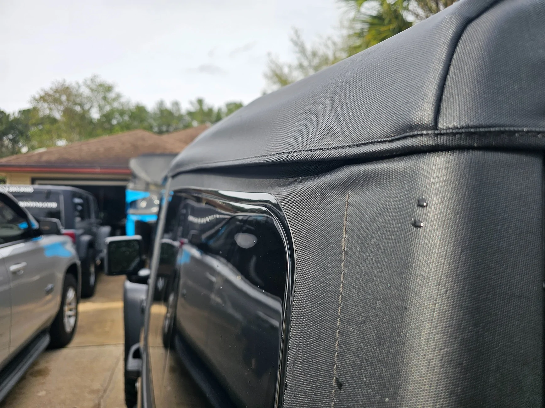 Jeep Wrangler JL Soft Top Window Fitment 2020 2 Door Willys 20260316_171753