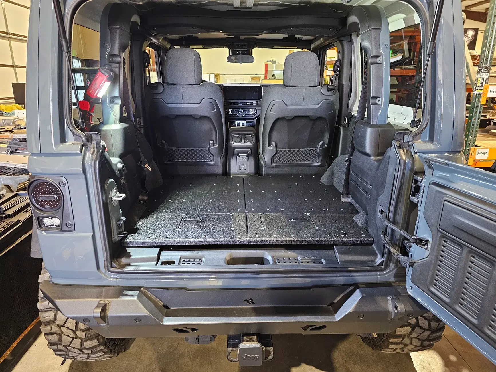 Jeep Wrangler JL Show us your Jeep's rear storage setups 1773868931148-ym