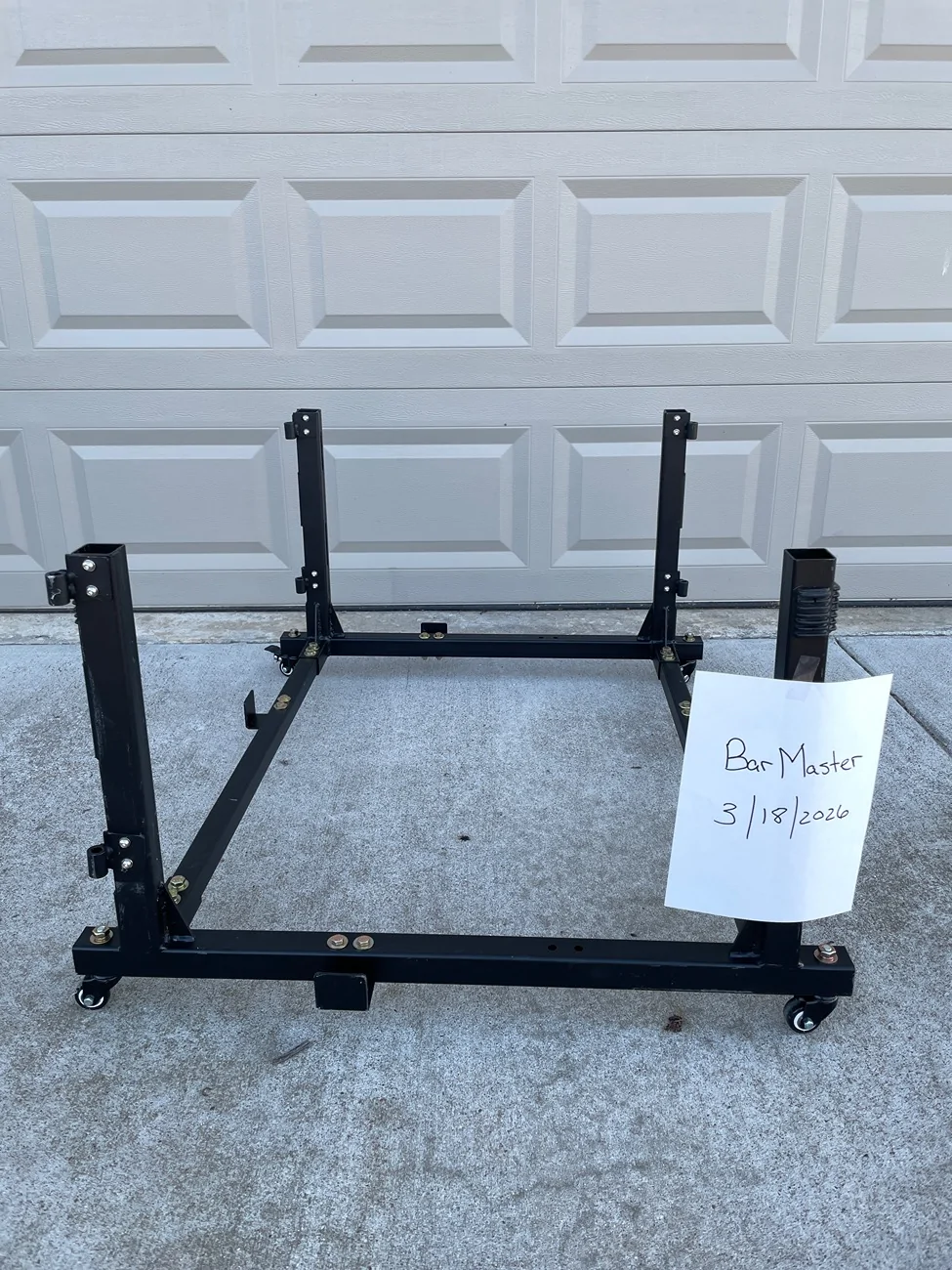 Jeep Wrangler JL Rolling cart door holder. IMG_3212