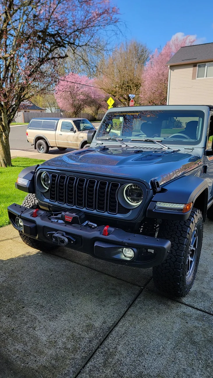 Jeep Wrangler JL Installing the Winch this weekend 😃 20260314_153256