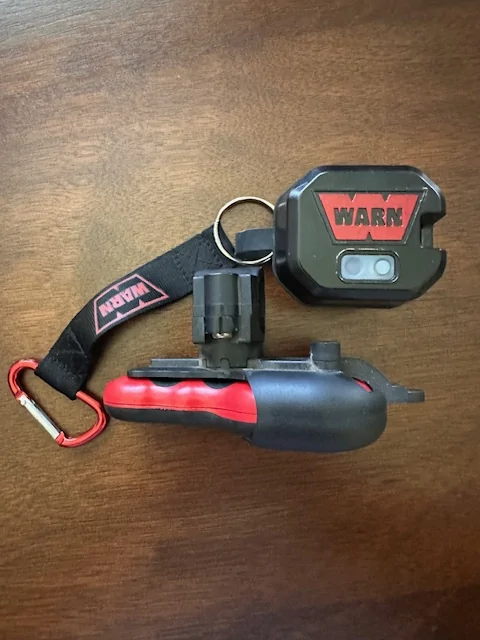 Jeep Wrangler JL Warn wireless remote IMG_2636