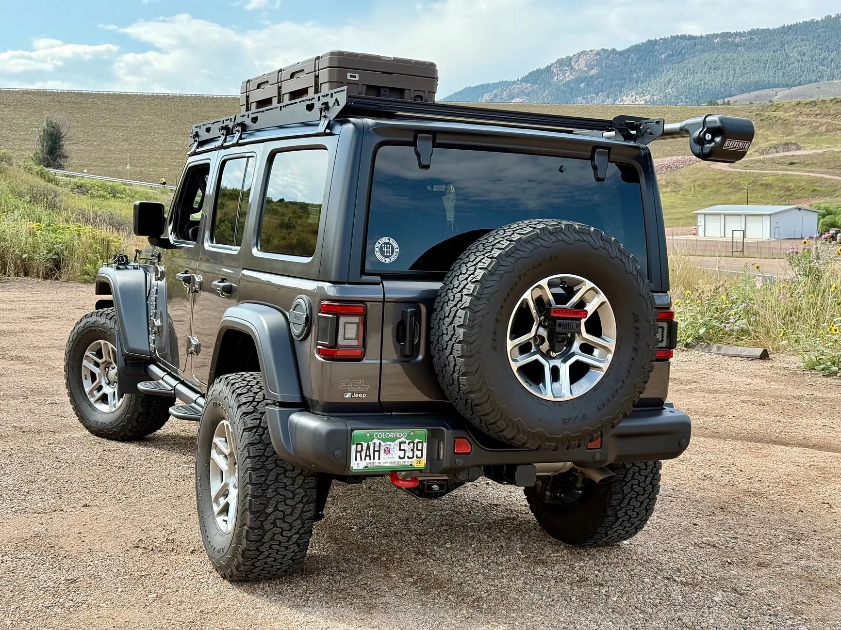 Jeep Wrangler JL Help me decide- ANVIL vs GRANITE on a MOAB IMG_0153