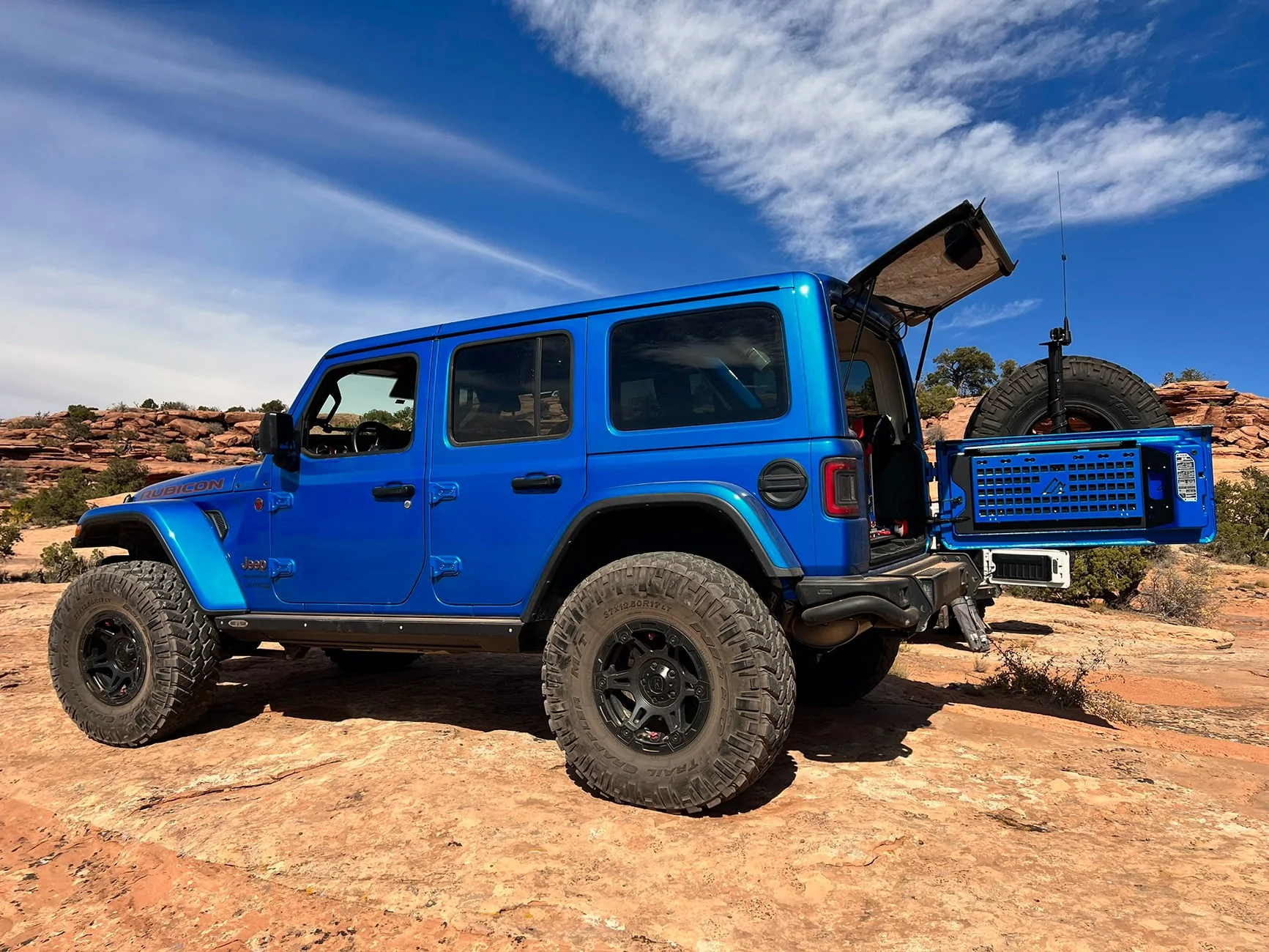 Jeep Wrangler JL Pics please if you can Lunch on Metal Masher