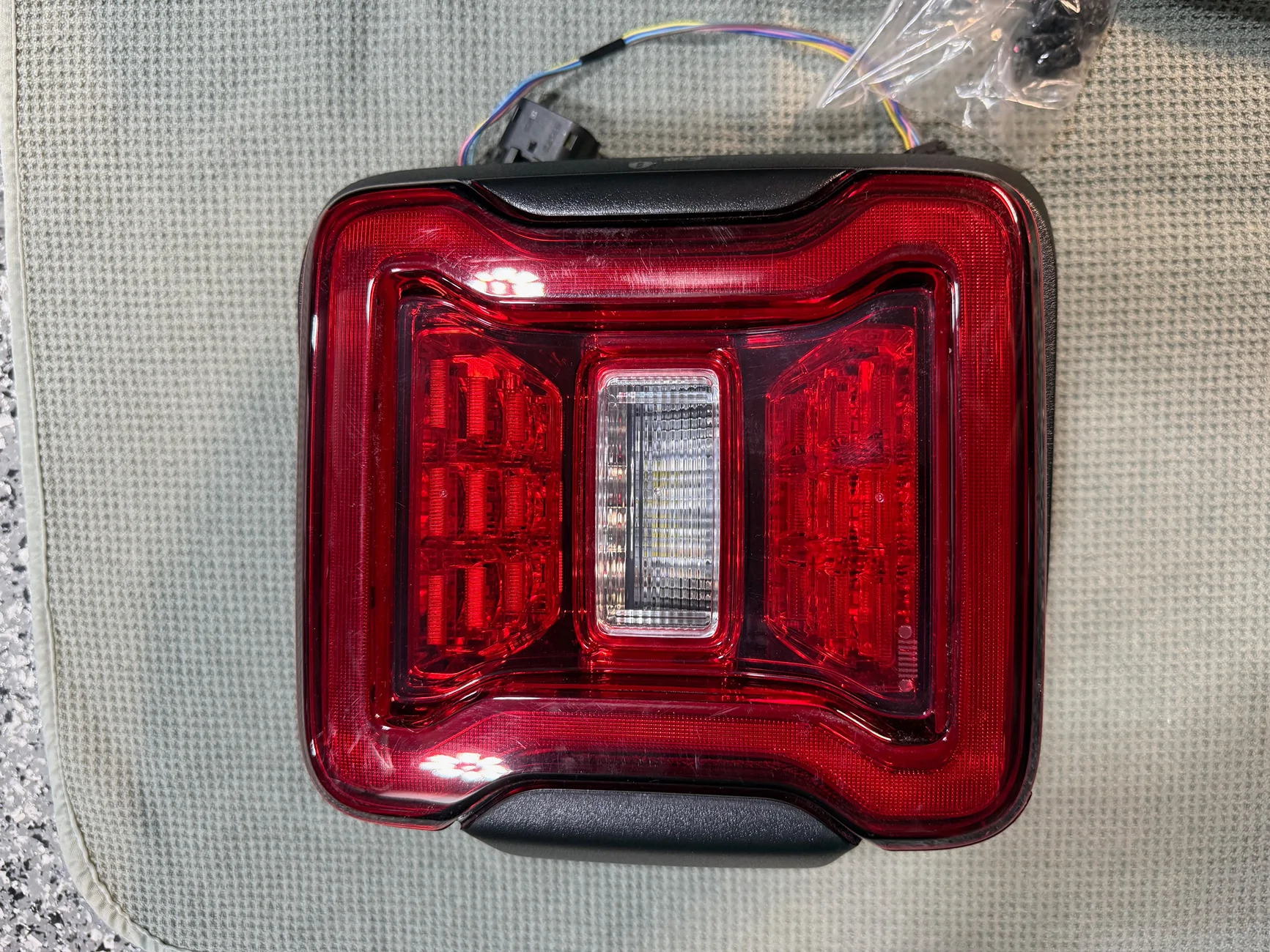 Jeep Wrangler JL OEM LED Brake Lights IMG_6609