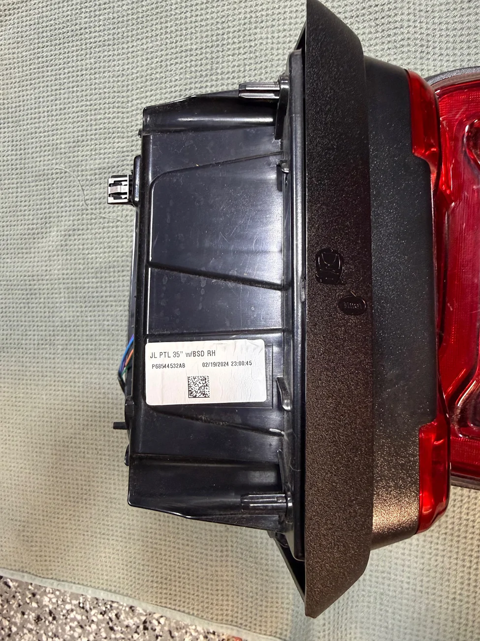 Jeep Wrangler JL OEM LED Brake Lights IMG_6611