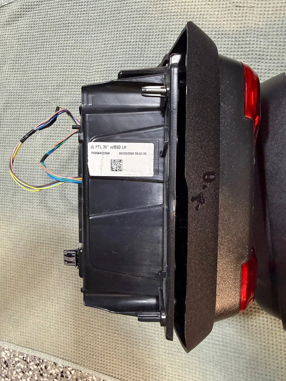 Jeep Wrangler JL OEM LED Brake Lights IMG_6613