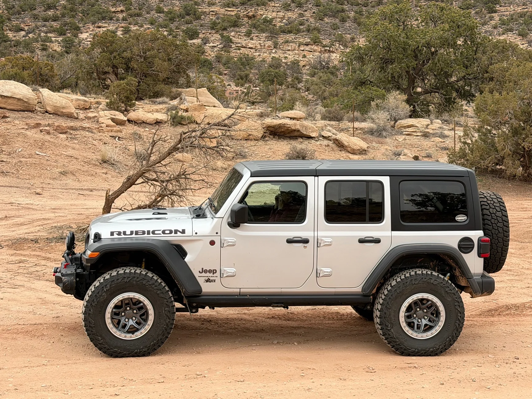 Jeep Wrangler JL Lift kit that doesn't cost too much? IMG_0263