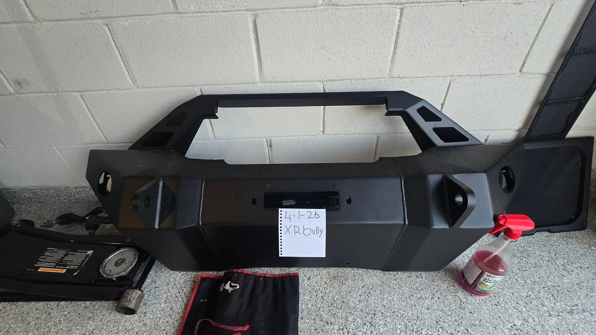Jeep Wrangler JL Black Window front bumper 20260401_071955