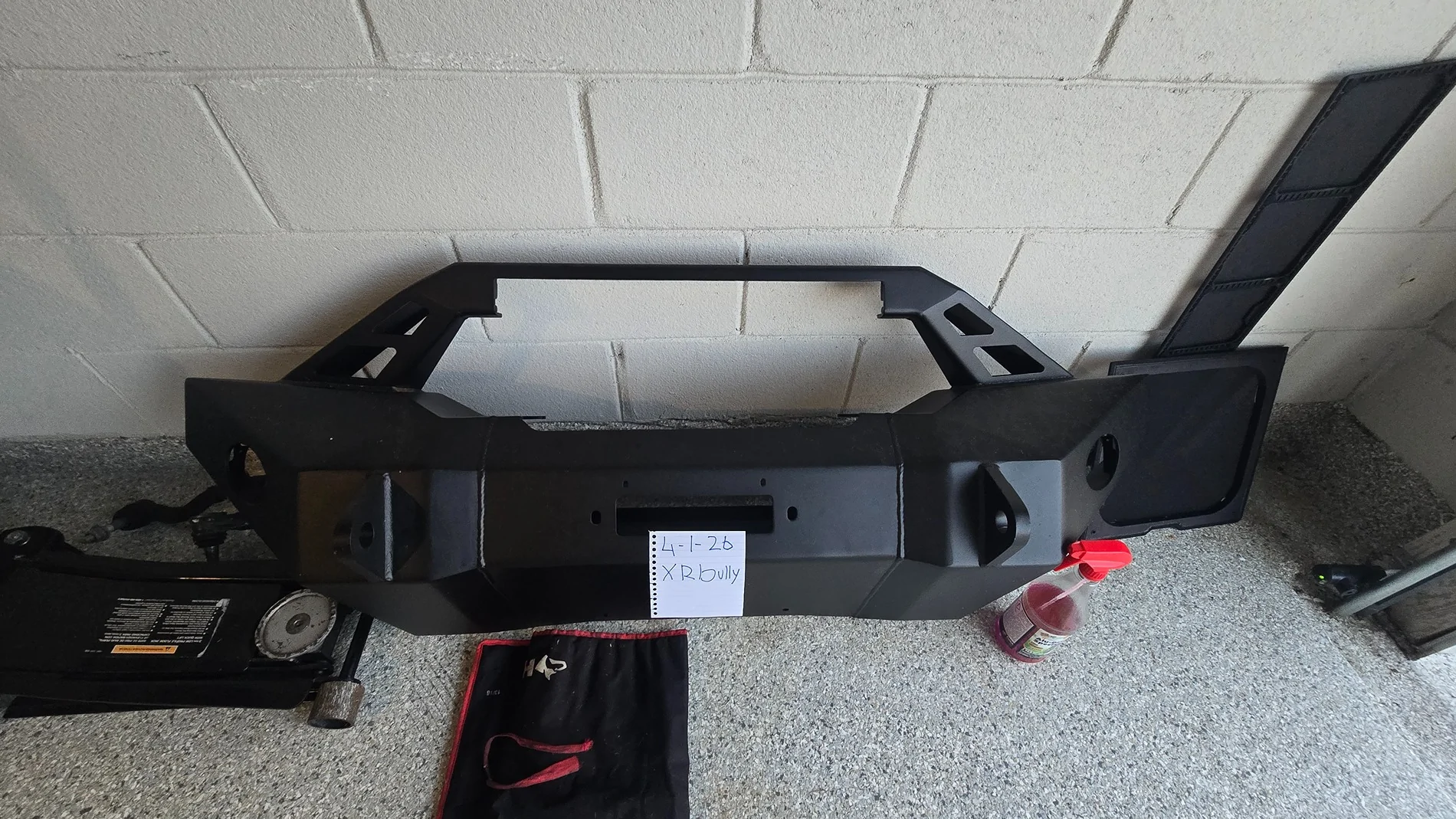 Jeep Wrangler JL Black Window front bumper 20260401_071949