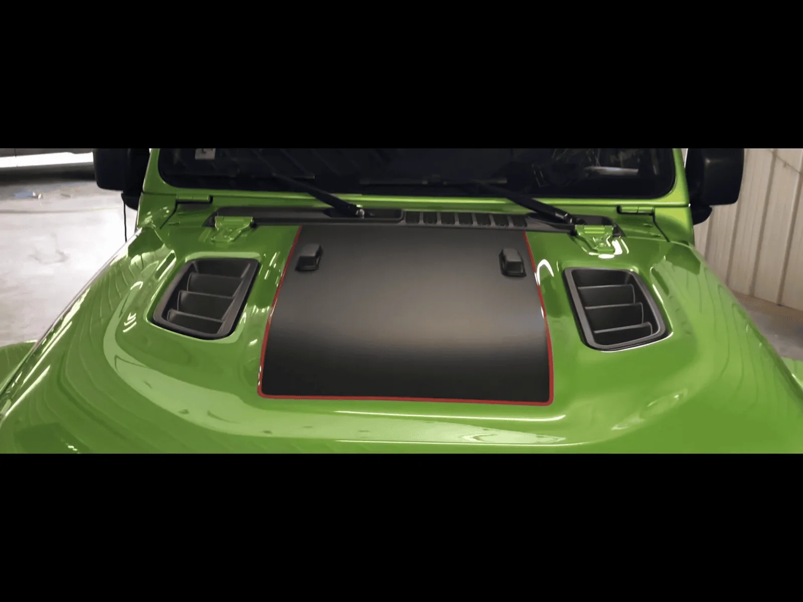 Jeep Wrangler JL Sunlight reflection off the hood 0810BC23-8E4C-450A-A365-061A37305E1E