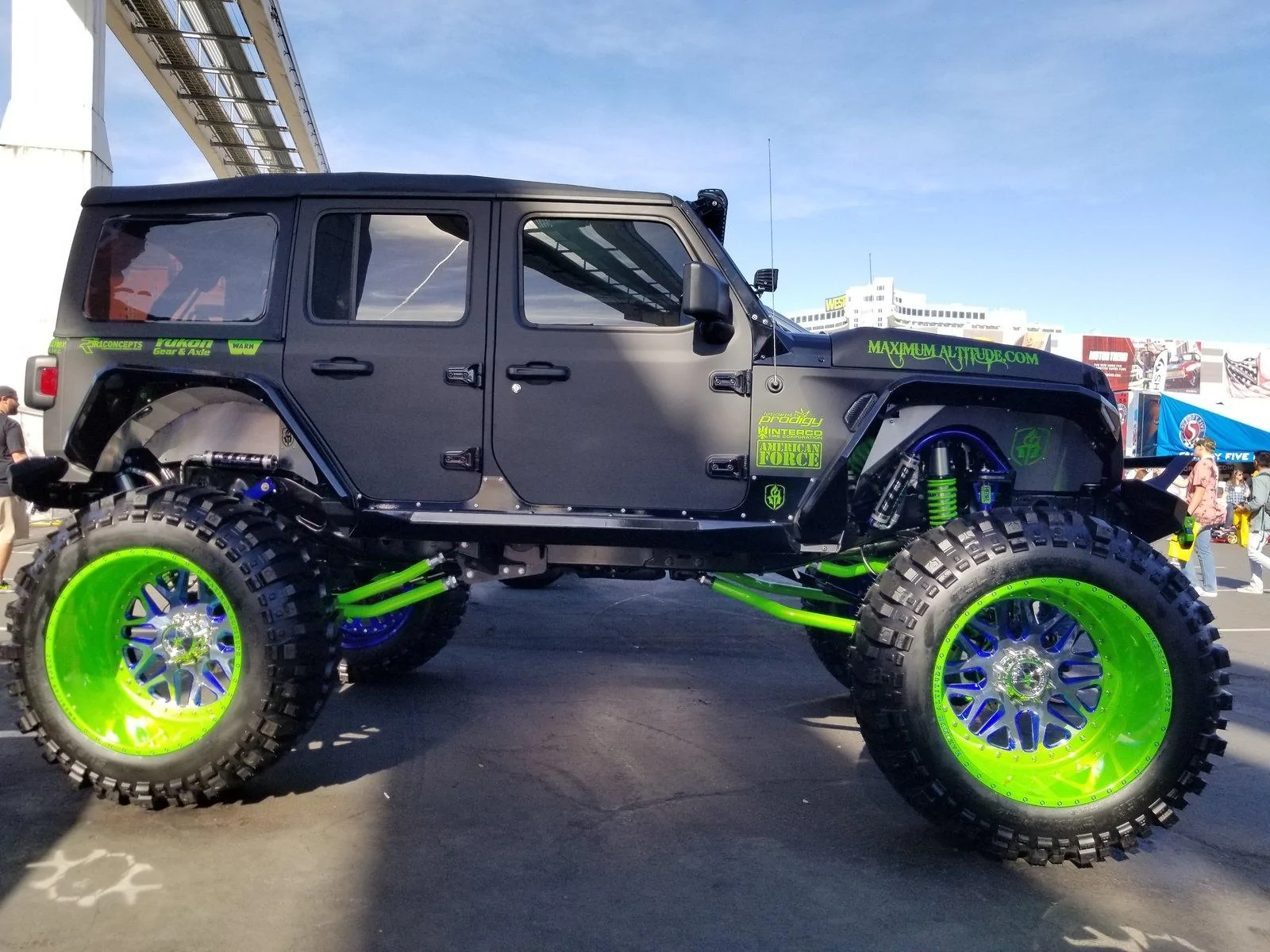 Jeep Wrangler JL SEMA photo thread. 20181101_140444