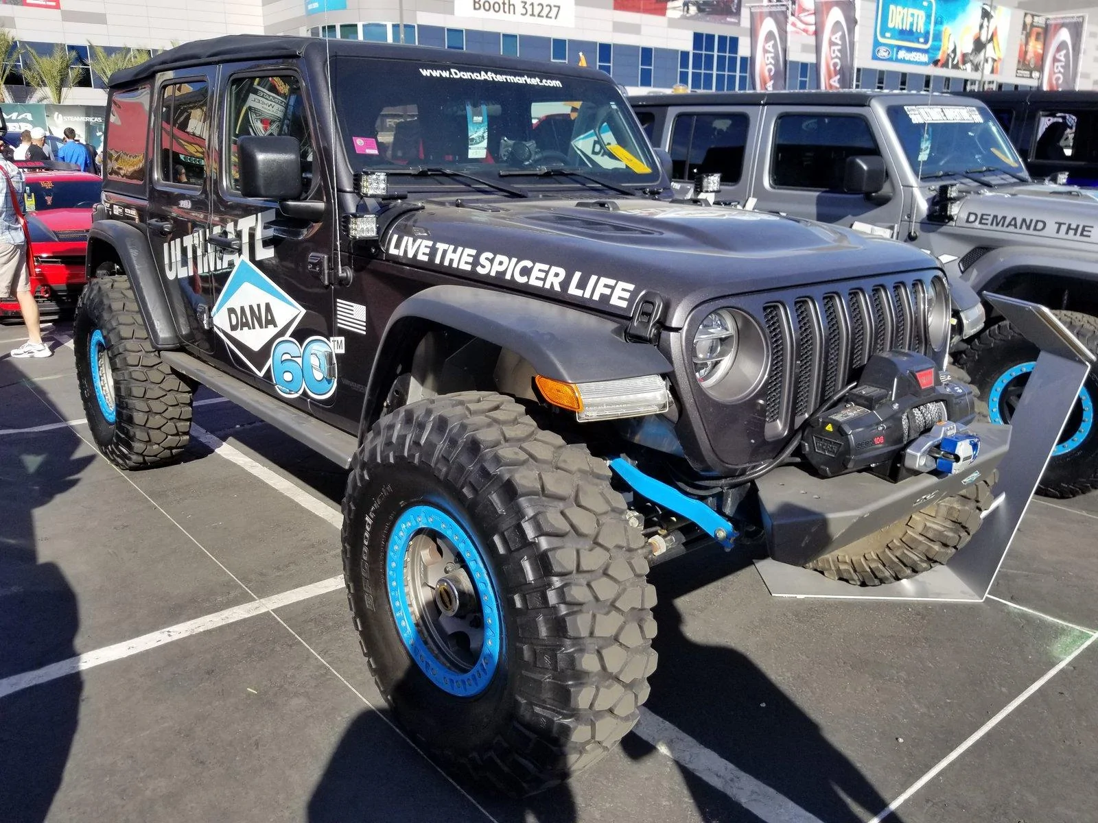 Jeep Wrangler JL SEMA photo thread. 20181101_141246