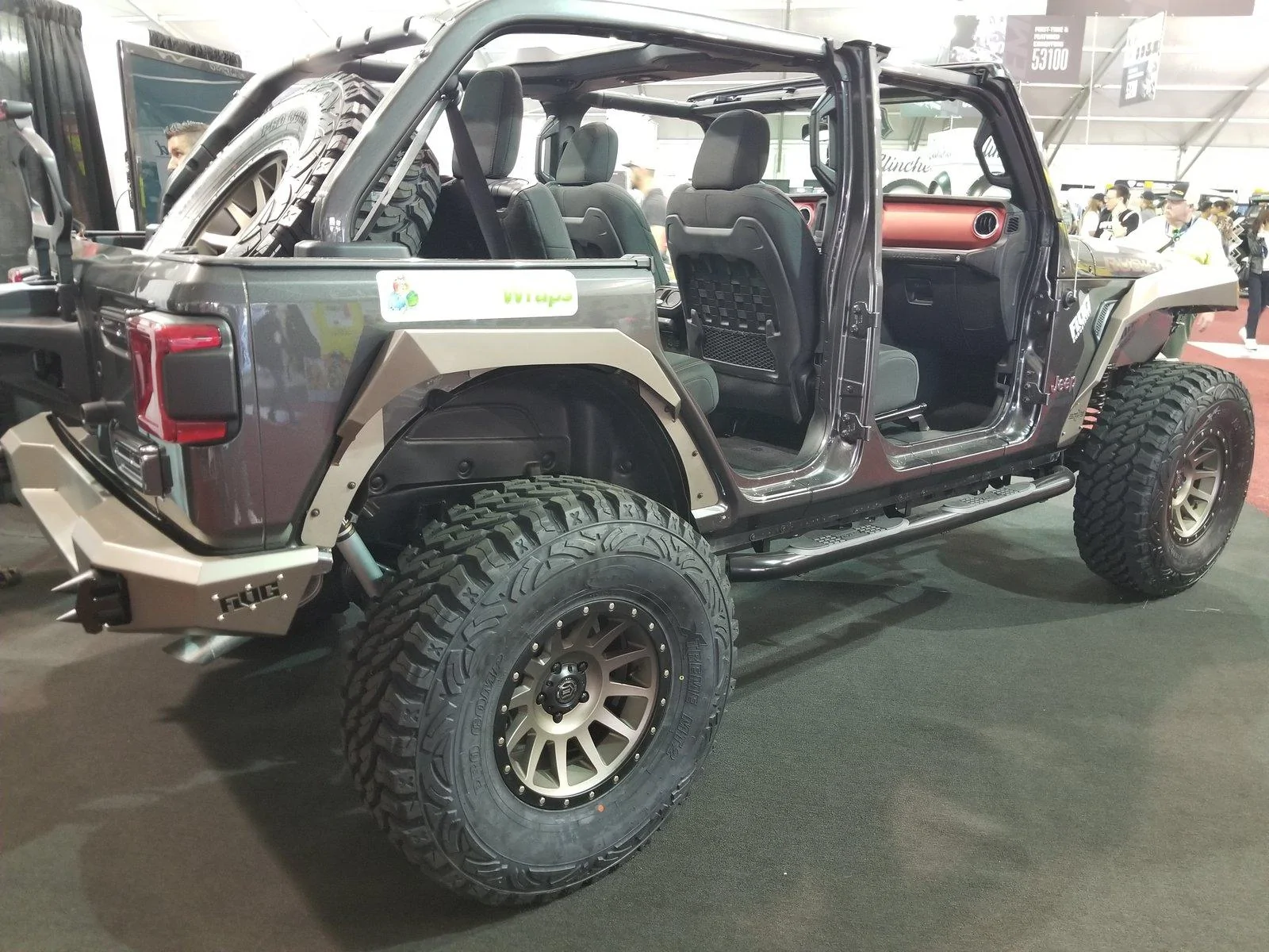 Jeep Wrangler JL SEMA photo thread. 20181101_164015