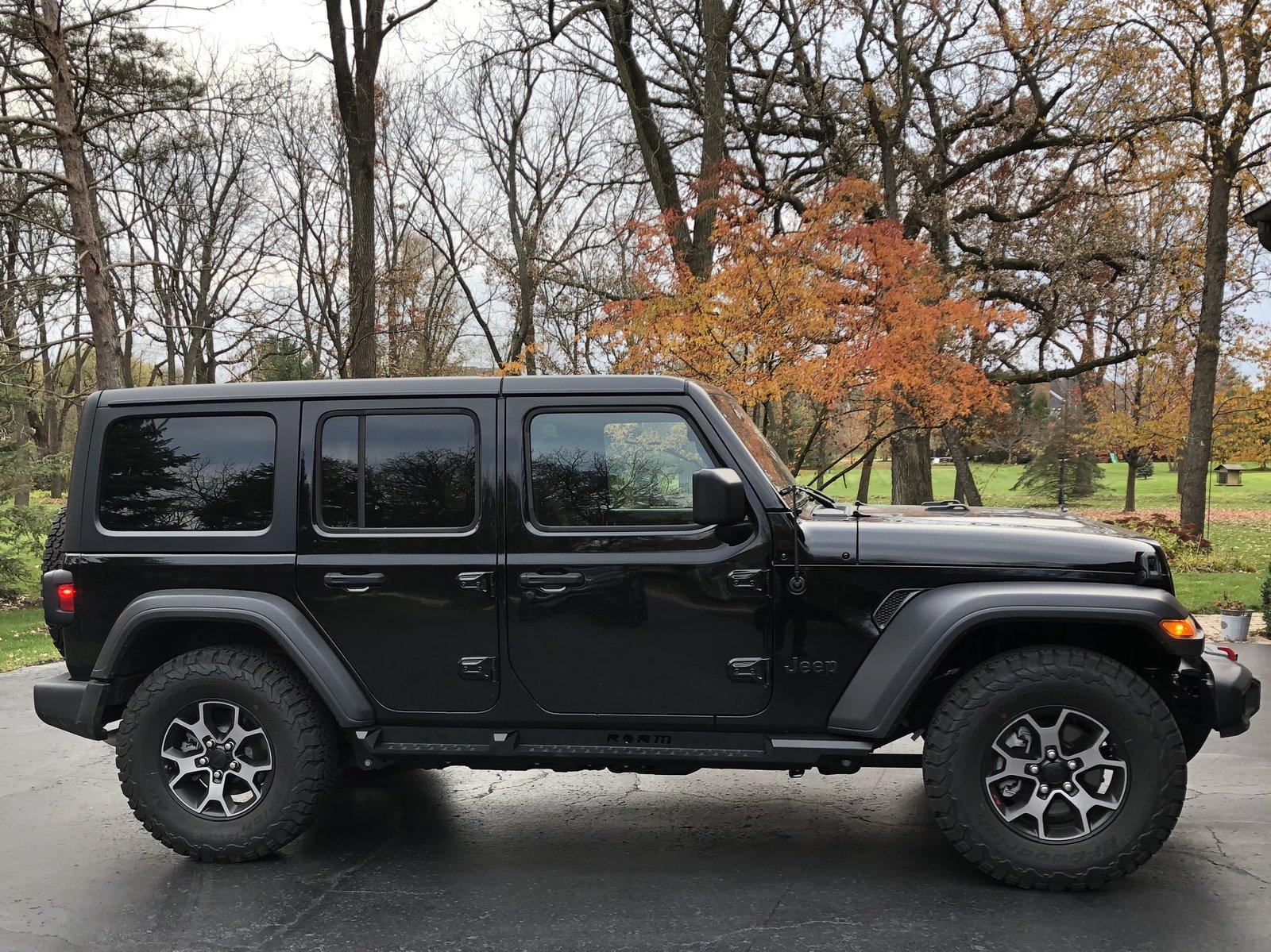 Jeep Wrangler JL ROAM Side Steps Install 972D73DA-493A-420B-95D9-7704455EE40F