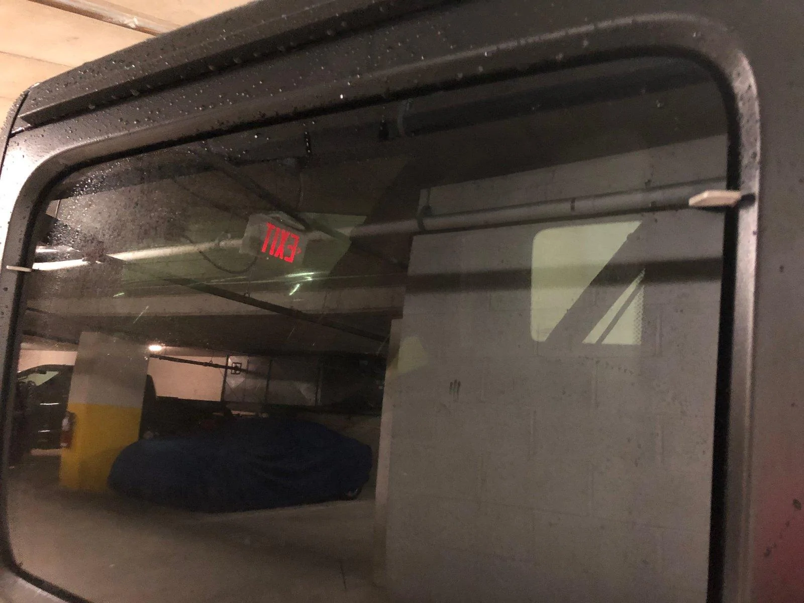 Jeep Wrangler JL plastic piece in passenger window (hard top) IMG_0260