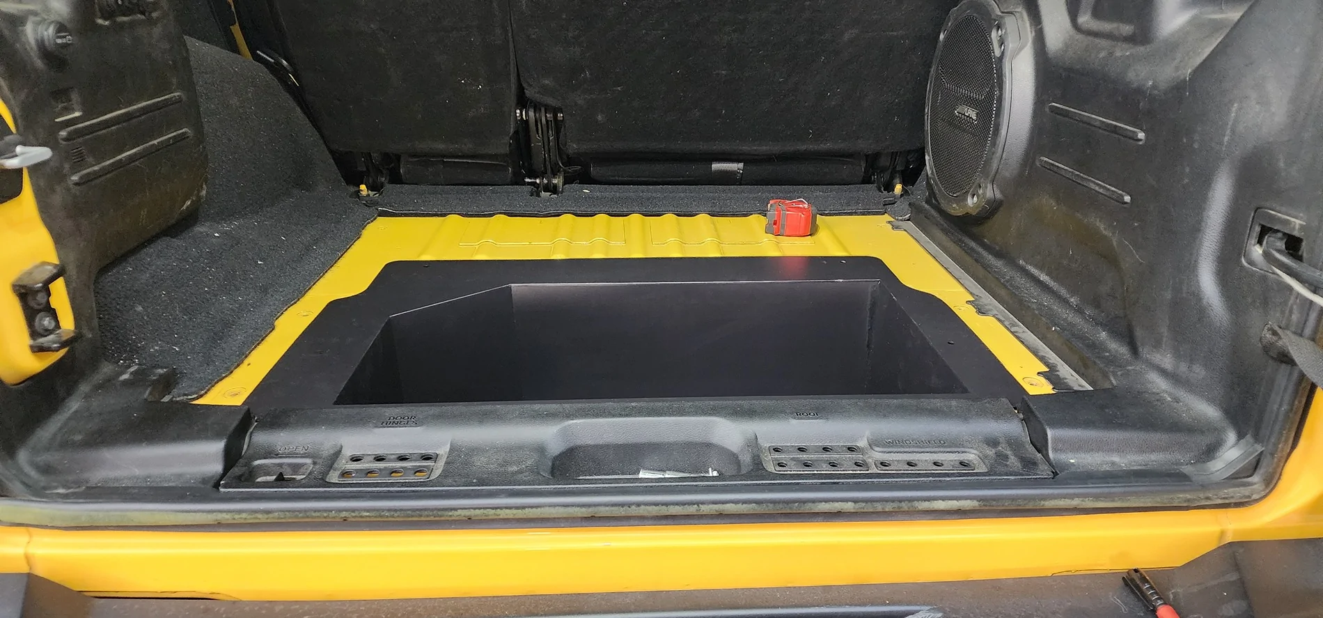 Jeep Wrangler JL JLU Trunk Floor Box 20260407_190721