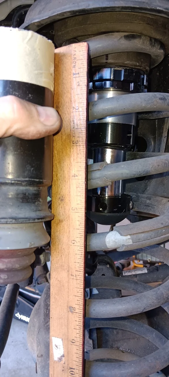 Jeep Wrangler JL Hydraulic bumpstop install and impressions 20260408_164135