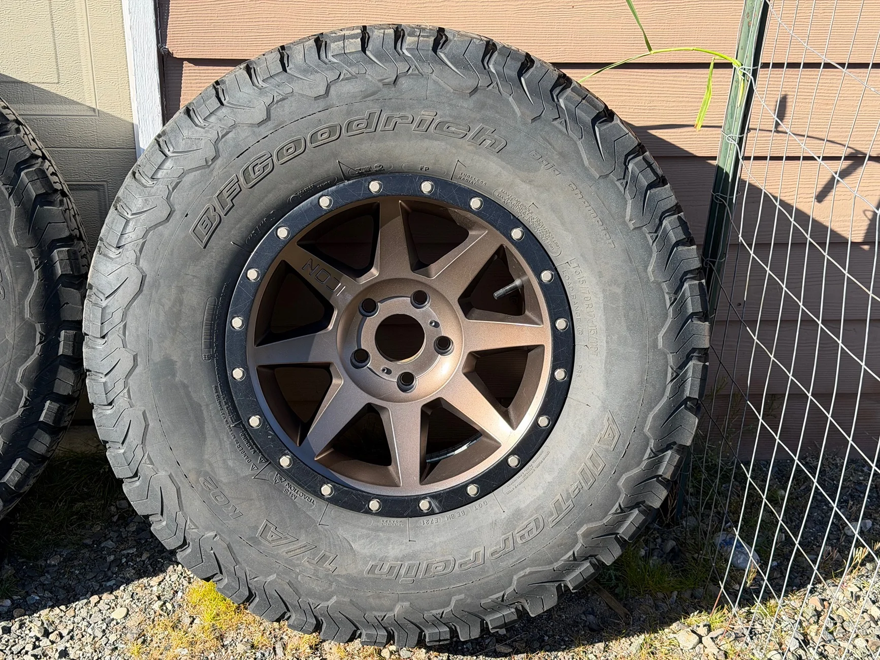Jeep Wrangler JL Icon wheels w/ 35” KO2 IMG_7987