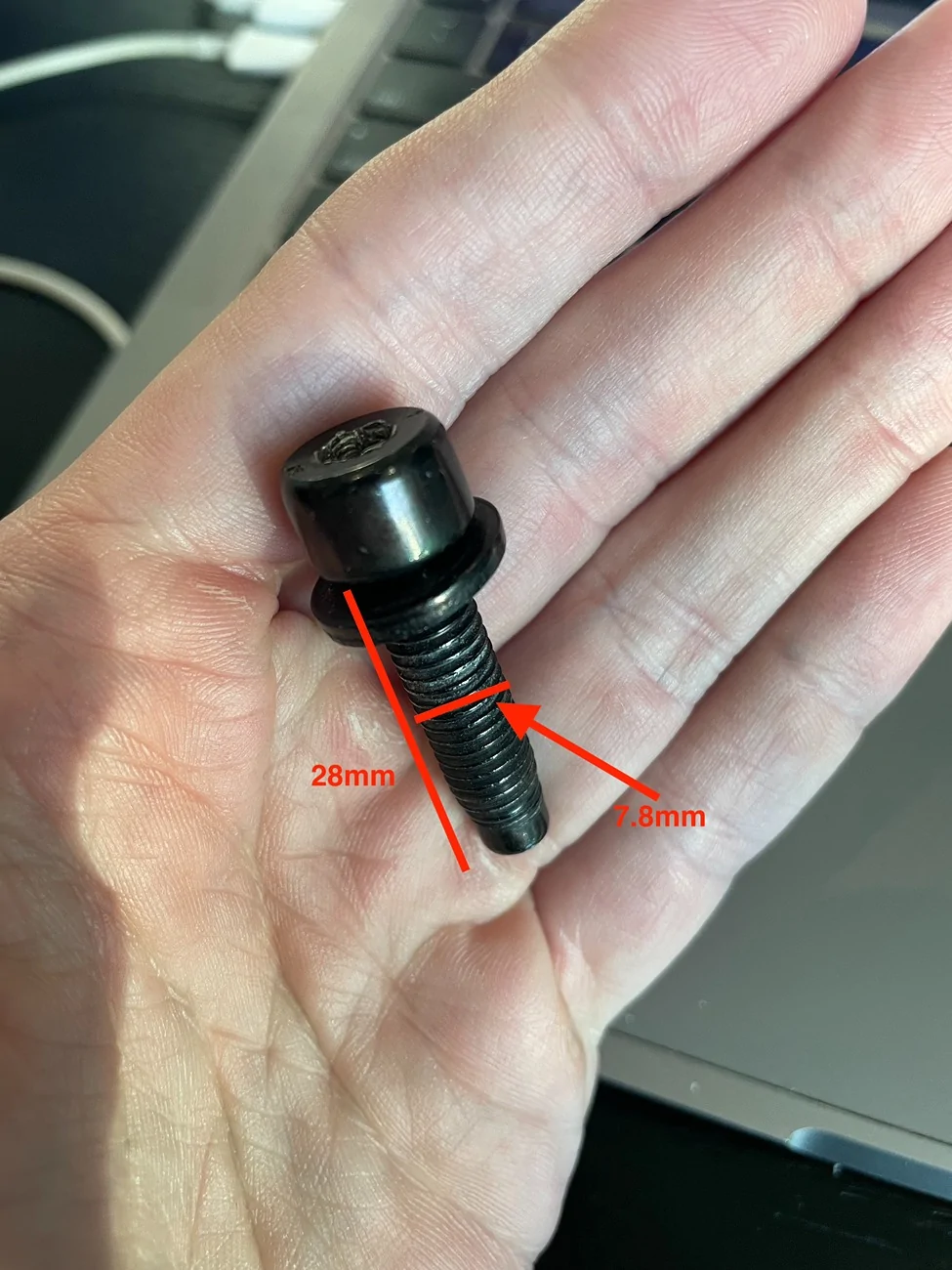 Jeep Wrangler JL Folding Top Rear Panel Body Screws IMG_1988