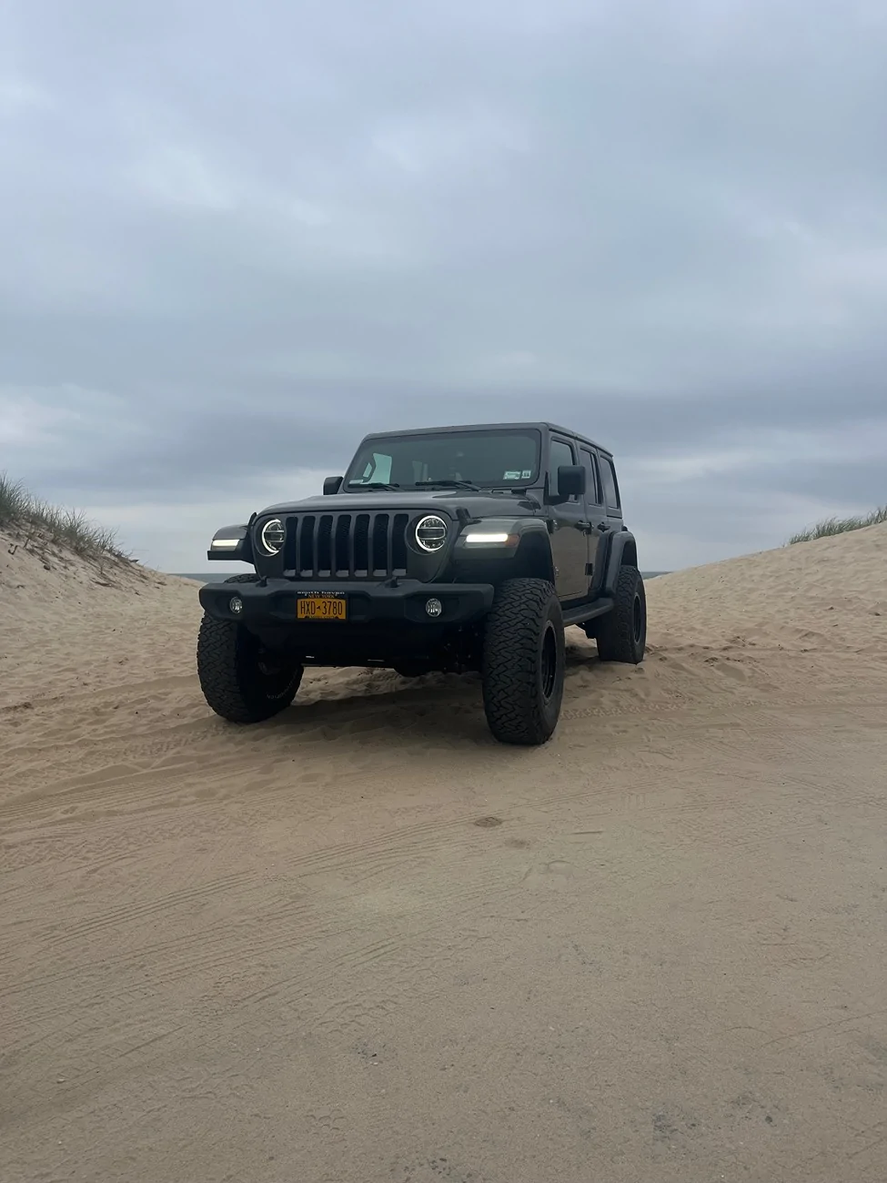 Jeep Wrangler JL 2021 JLU Sport Granite Crystal Metallic IMG_7380