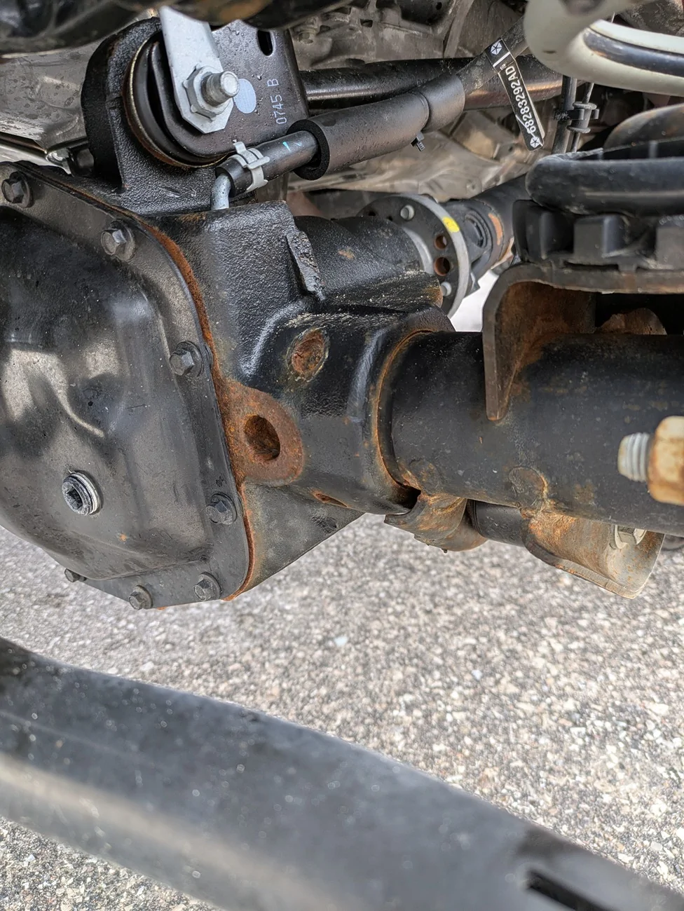 Jeep Wrangler JL Is this amount of rust normal (9 months old) 6000 miles PXL_20260403_182748549