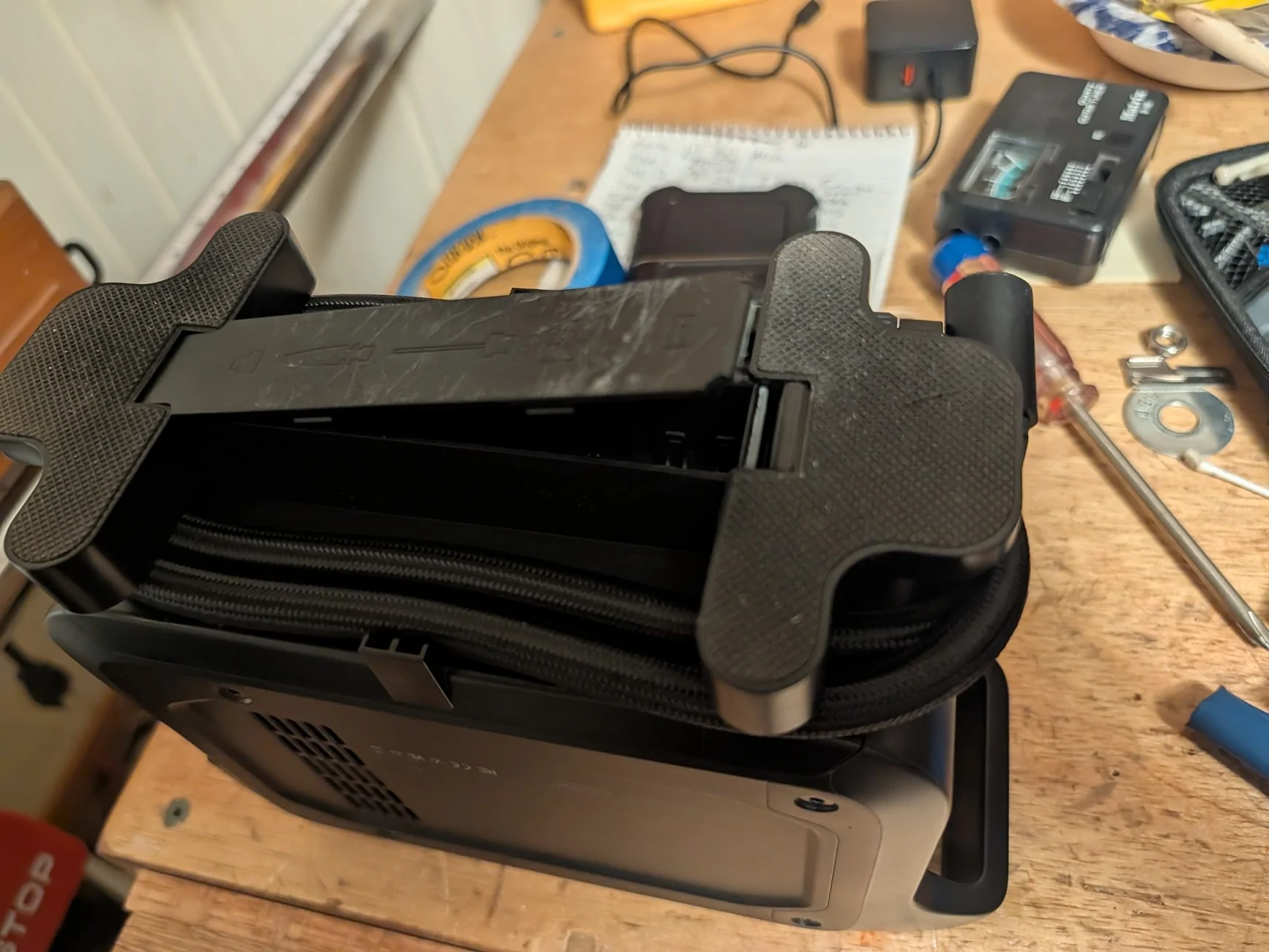 Jeep Wrangler JL Auxito AT1 Inflator & Charger - Review PXL_20260410_030233604