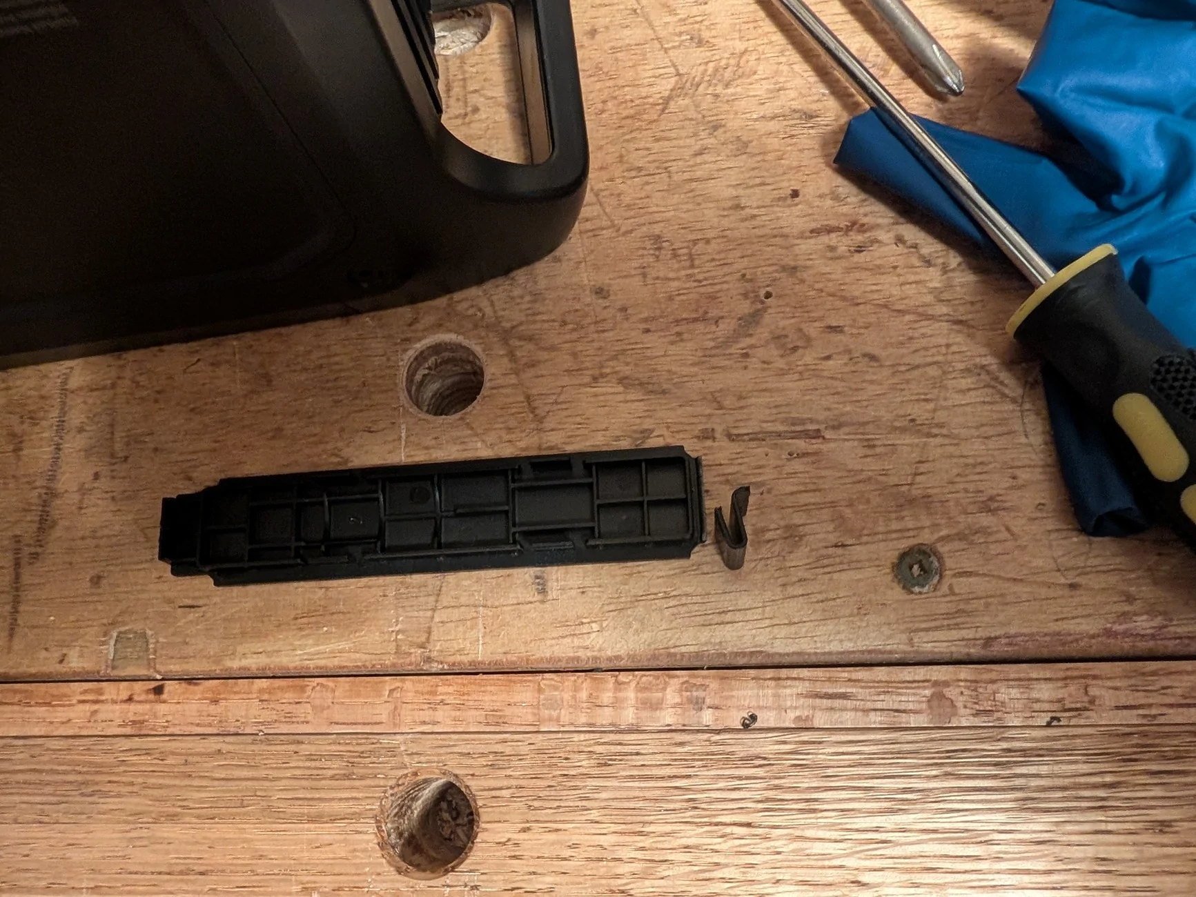 Jeep Wrangler JL Auxito AT1 Inflator & Charger - Review PXL_20260410_030319415.MP