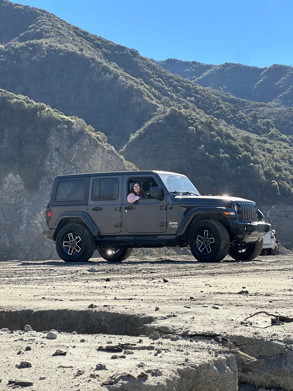 Jeep Wrangler JL Lil Sports guide from Marketplace Mojave to a Raptor hunting journey IMG_2511